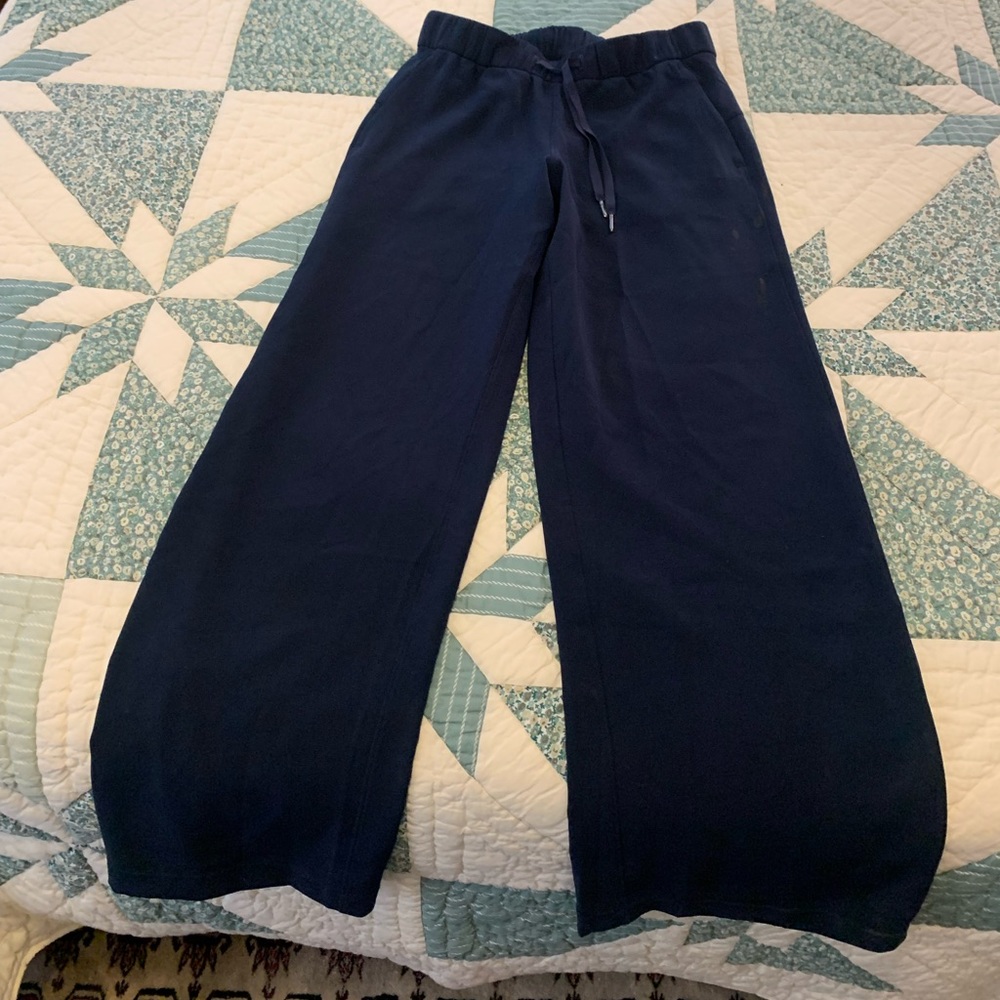 navy lululemon wide leg on the fly 7/8 pants